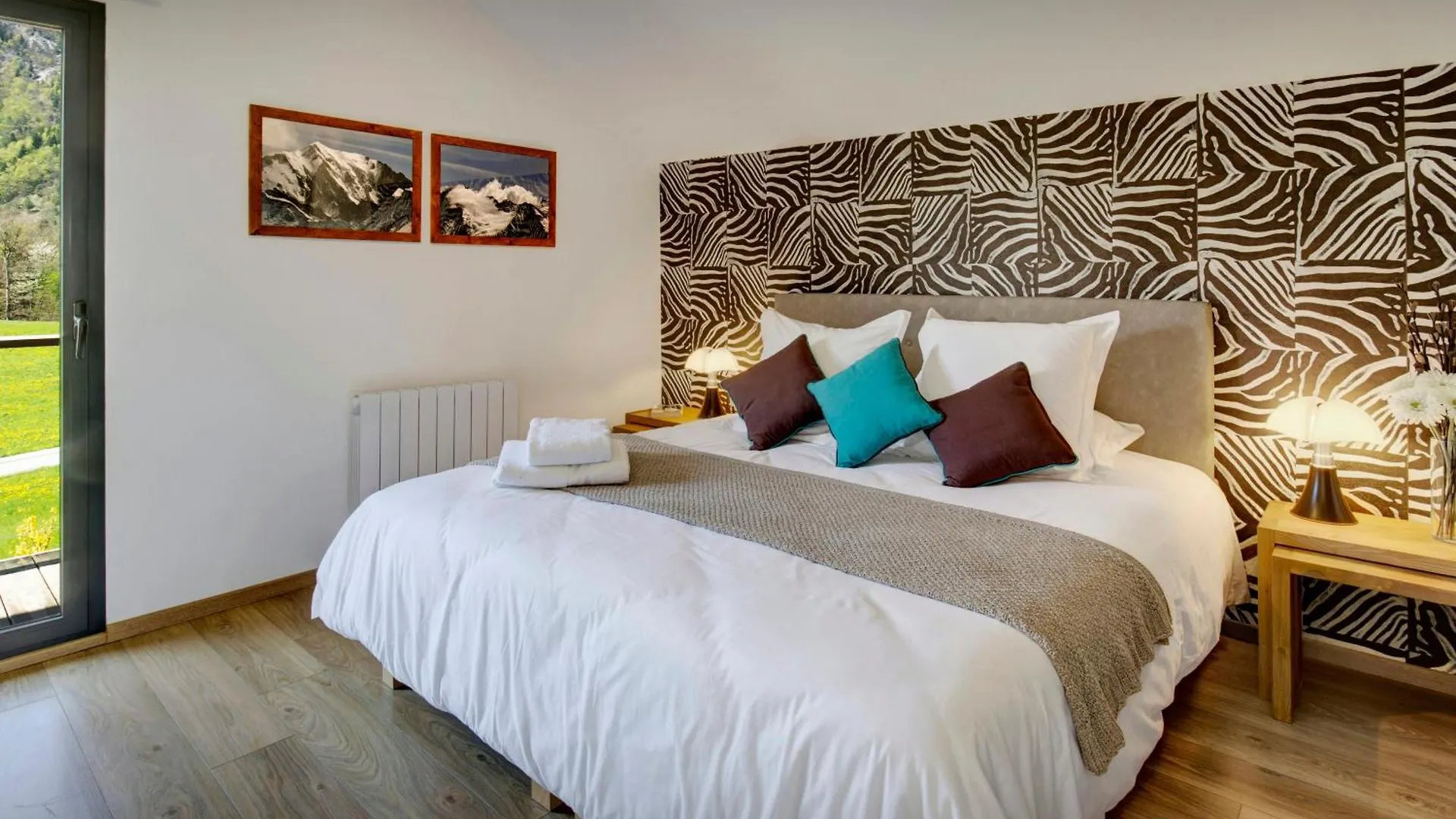 Chalet De Rollon - Ovo Network Thones
