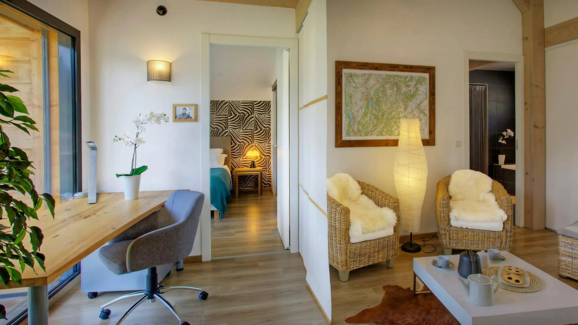 Chalet De Rollon - Ovo Network Thones